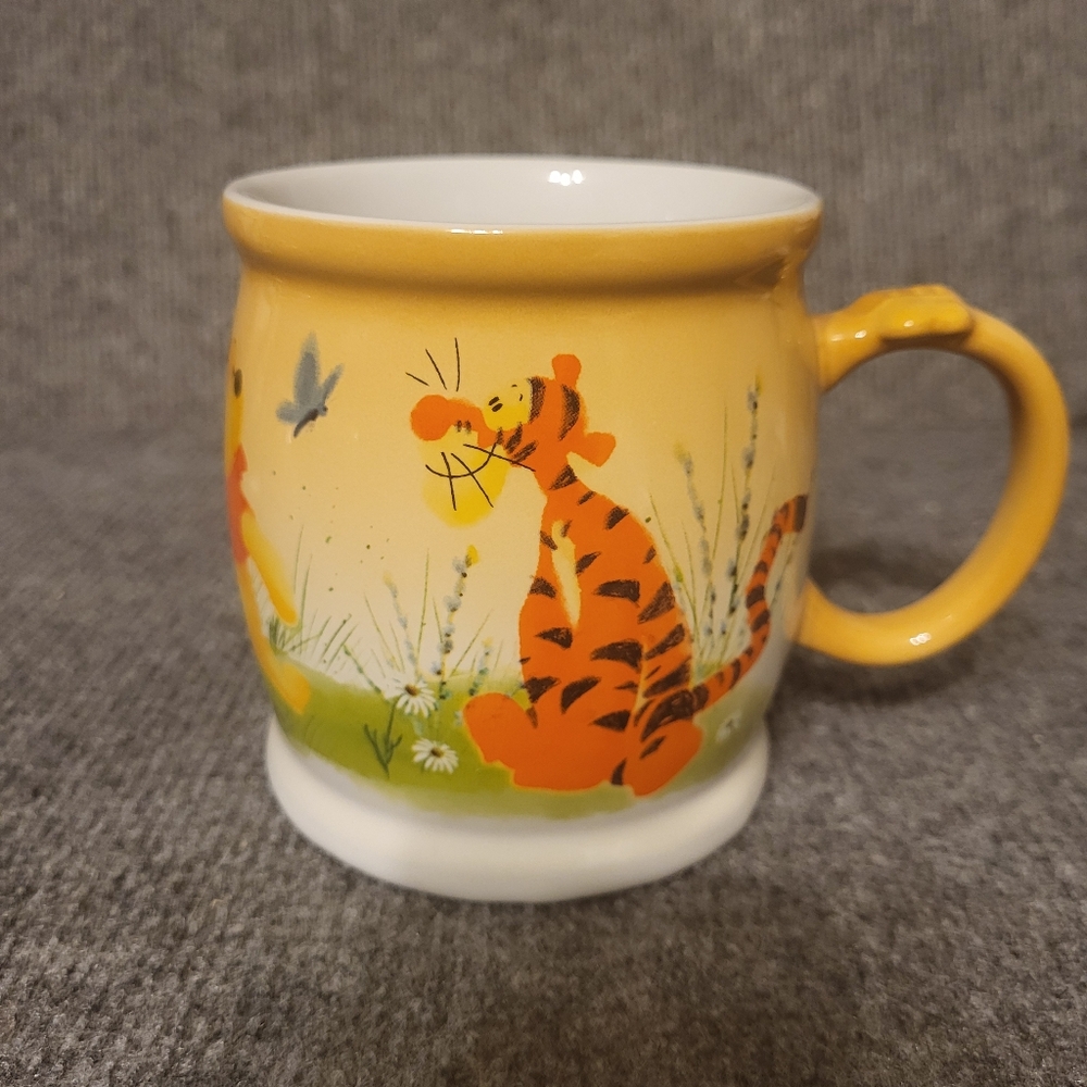 Disney Winnie the Pooh Tigger Piglet Eeyore Butterfly Bee Watercolor Cof…
